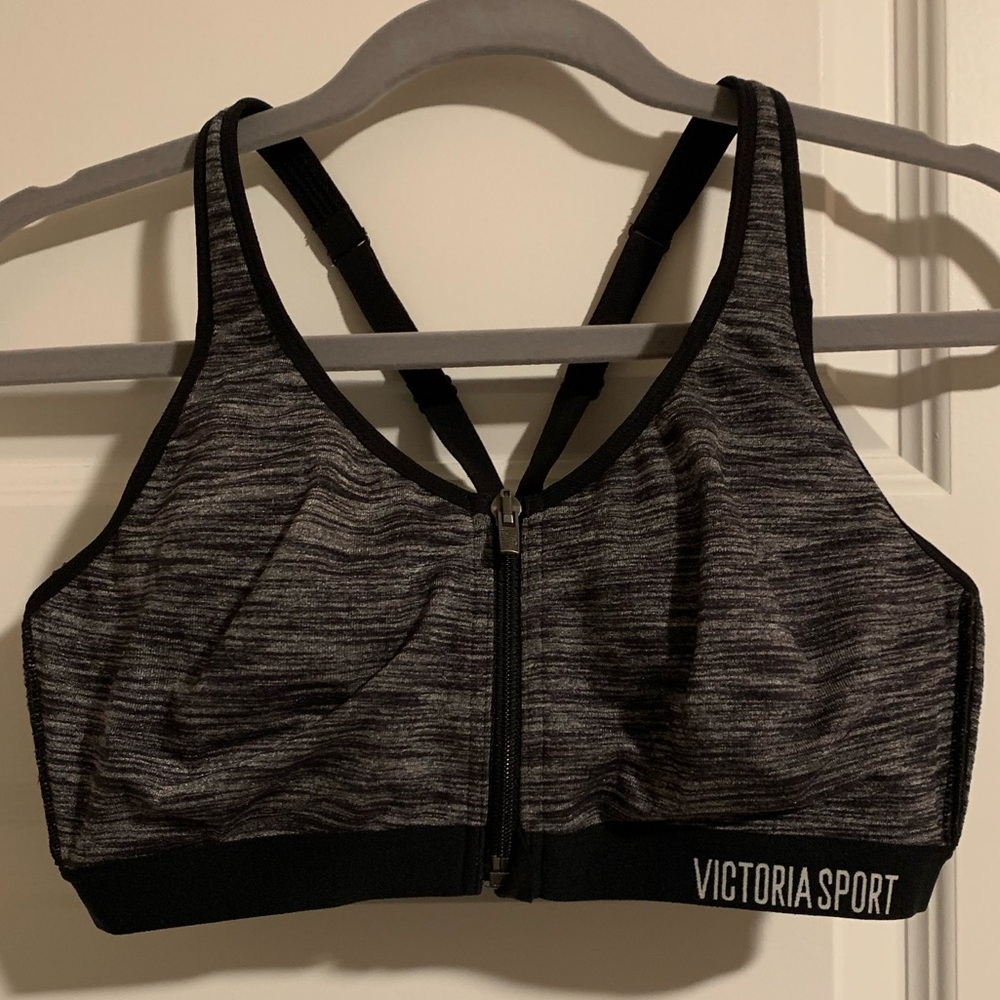 NWOT Victoria’s Secret Sports Bra